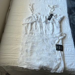 NWT - Daily Darling White Embroidered Tie-Strap Skort Romper - XL